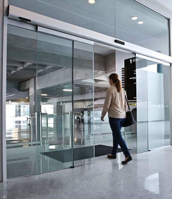 Puerta con Sistema Automático